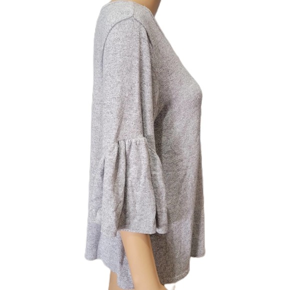 Caution To The Wind Gray Bell Sleeve Top Large - Picture 3 of 5